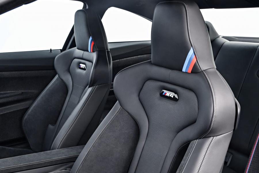 Интерьер BMW M4 CS (F82) 2017 года  (WW) (фото 46 из 57)